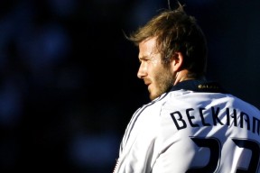 电竞赛场焦点！澳大利亚队对阵阿根廷队，关键一战，双方鏖战至最后一刻-365bet游戏注册